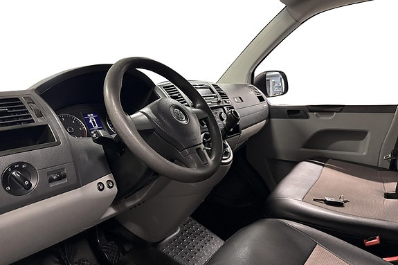 Volkswagen Transporter 8 of 24