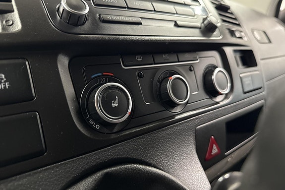 Volkswagen Transporter 12 of 24