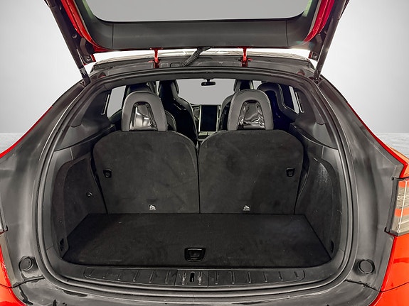 Tesla Model X 28 of 30