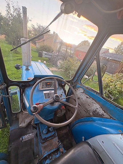 Ford 3000 7 of 14
