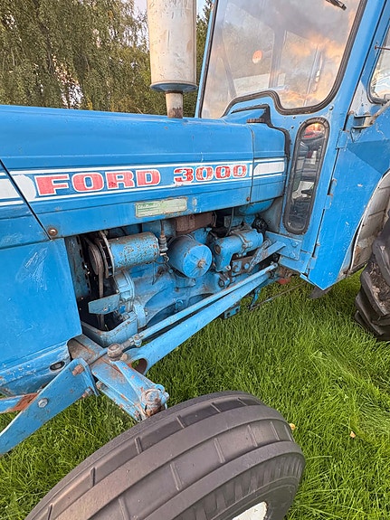 Ford 3000 11 of 14