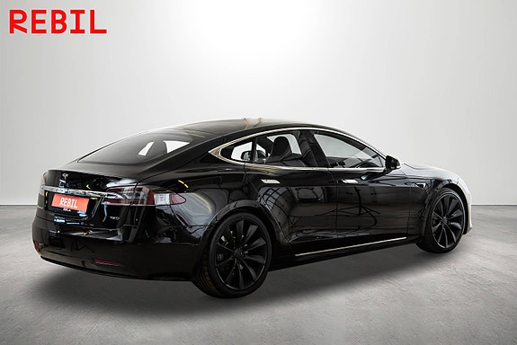 Tesla Model S 7 of 25