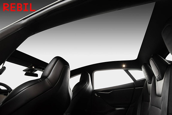 Tesla Model S 20 of 25