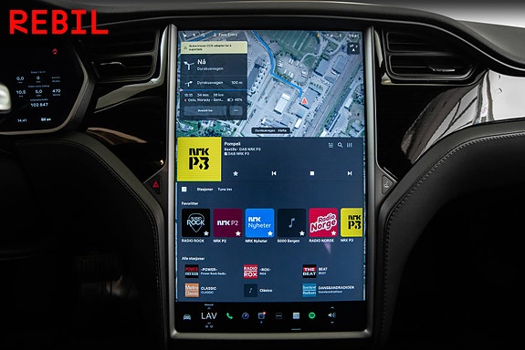 Tesla Model S 17 of 25