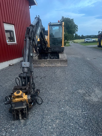 Volvo Ecr 88 2 of 10