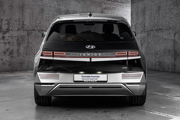 Hyundai Ioniq 5 8 of 30