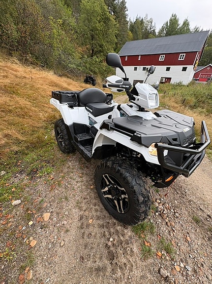 Polaris Sportsman X2 Quad 2 of 15