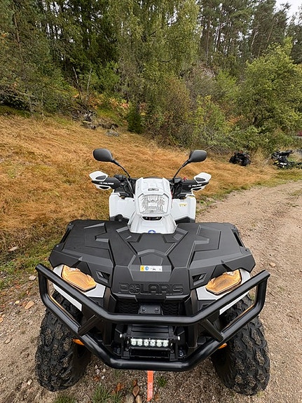 Polaris Sportsman X2 Quad 7 of 15