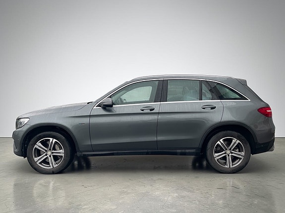 Mercedes-Benz GLC350 e 9 of 30