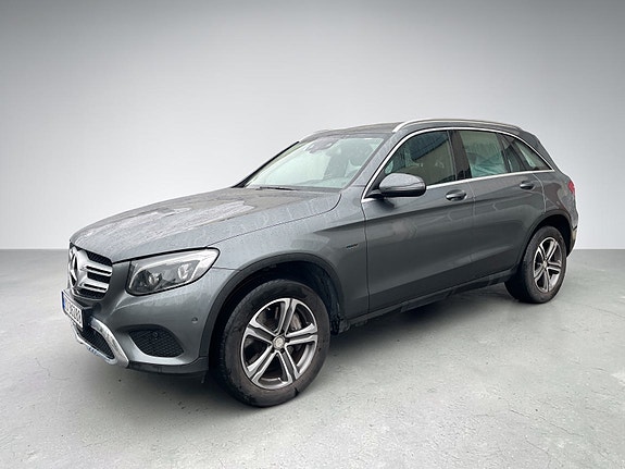 Mercedes-Benz GLC350 e 10 of 30