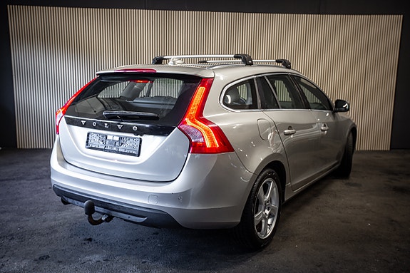 Volvo V60 7 of 27