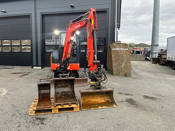 Kubota U36-4 11 of 30