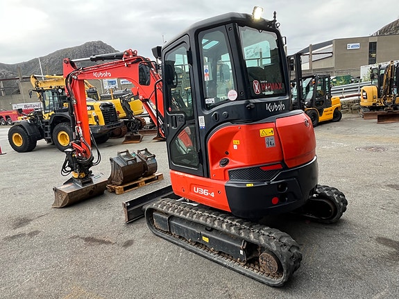 Kubota U36-4 7 of 30