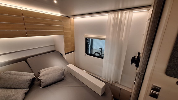 Adria Adora 593 UP Queenbed - Aldevarme 25 of 30