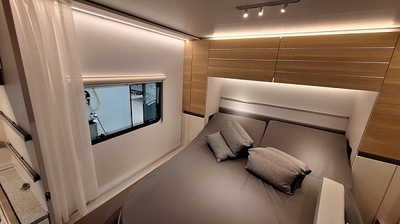 Adria Adora 593 UP Queenbed - Aldevarme 26 of 30