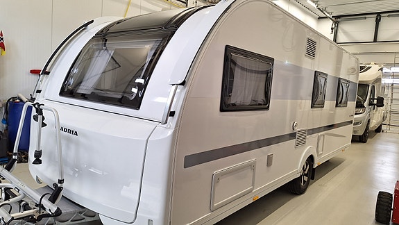 Adria Adora 593 UP Queenbed - Aldevarme 5 of 30