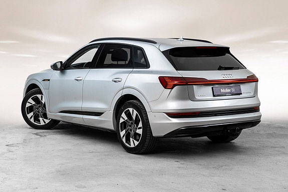 Audi e-tron 2 of 30