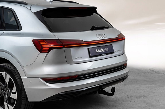 Audi e-tron 6 of 30