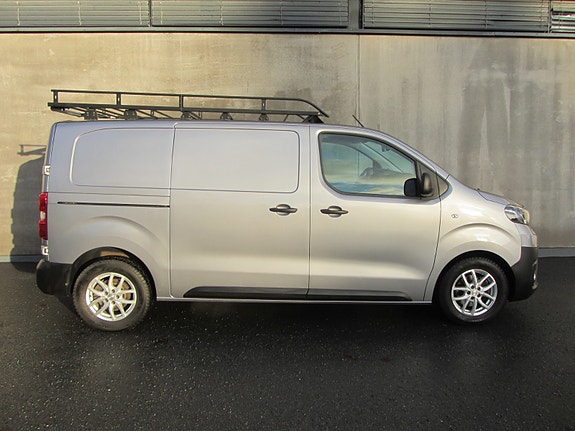 Toyota Proace 2 of 30