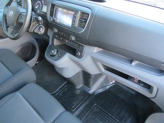 Toyota Proace 12 of 30