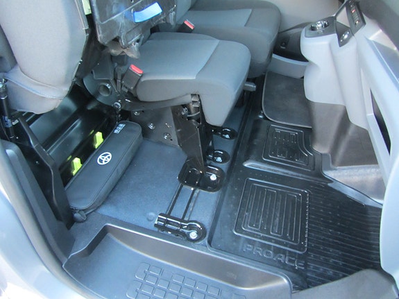 Toyota Proace 28 of 30