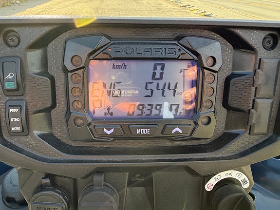 Polaris Sportsman XP 1000 S 9 of 9