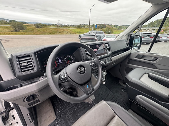 Volkswagen Crafter 14 of 17