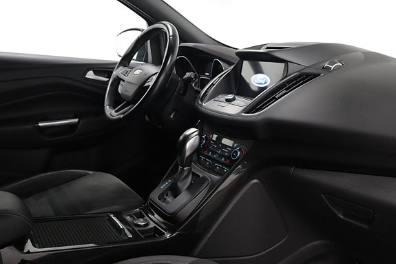 Ford Kuga 19 of 23
