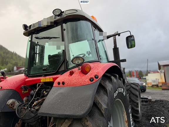 Massey Ferguson 6475 4x4 Traktor m/frontlaster og front PTO 10 of 30