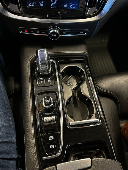 Volvo V60 11 of 15