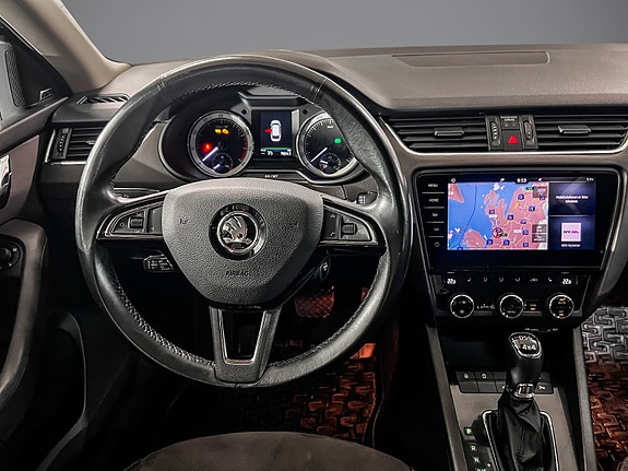 Skoda Octavia 11 of 26