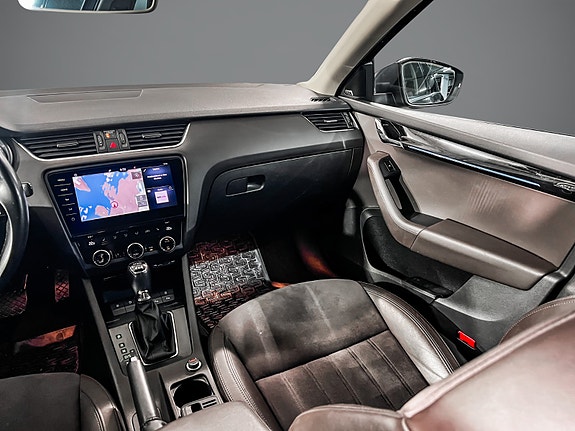 Skoda Octavia 12 of 26