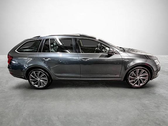 Skoda Octavia 6 of 26