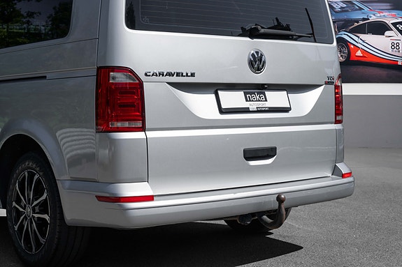 Volkswagen Caravelle 10 of 30