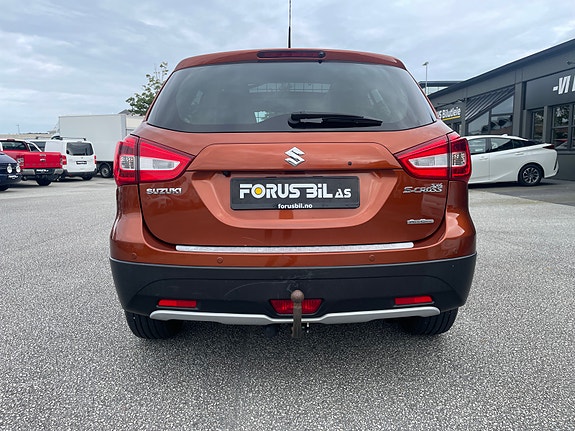 Suzuki S-Cross 3 of 30