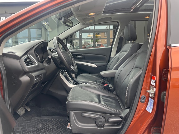 Suzuki S-Cross 11 of 30