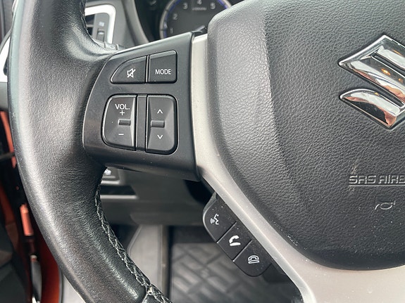 Suzuki S-Cross 22 of 30