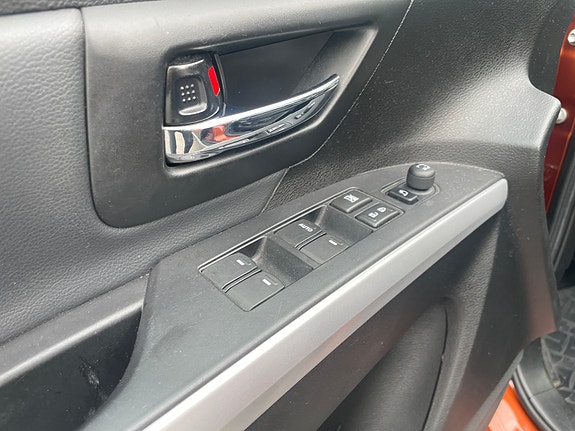 Suzuki S-Cross 19 of 30