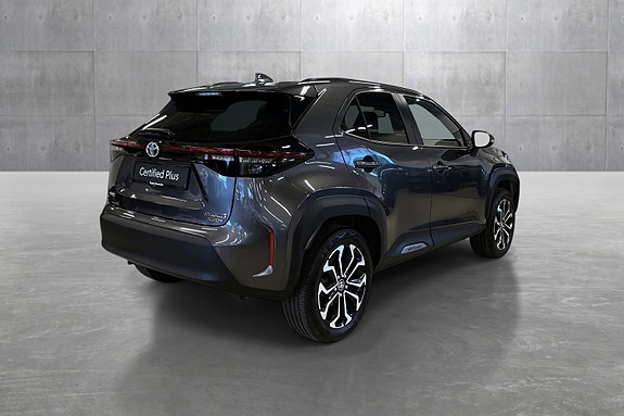 Toyota Yaris Cross 6 of 16