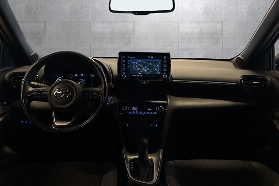 Toyota Yaris Cross 12 of 16