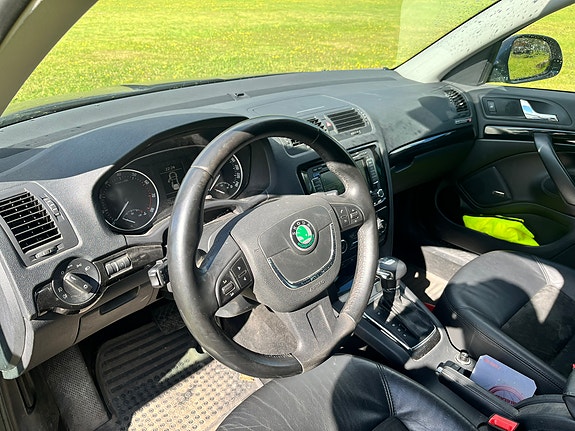 Skoda Octavia 17 of 25