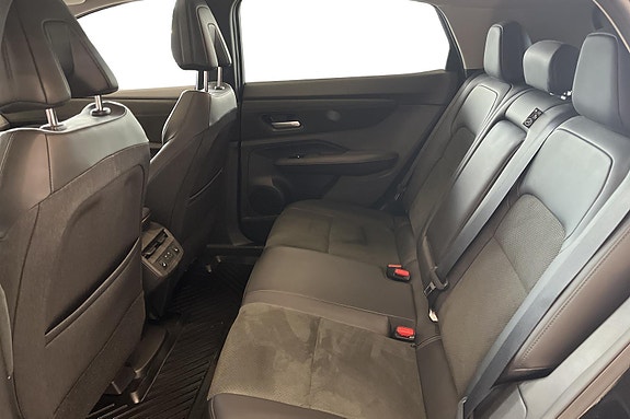 Nissan Ariya 7 of 24