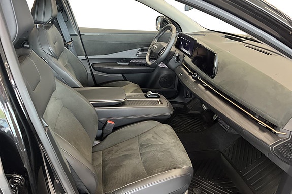 Nissan Ariya 23 of 24