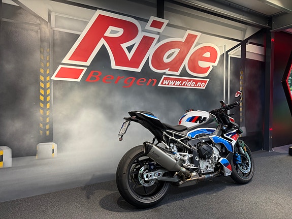 BMW M 1000 R 3 of 13