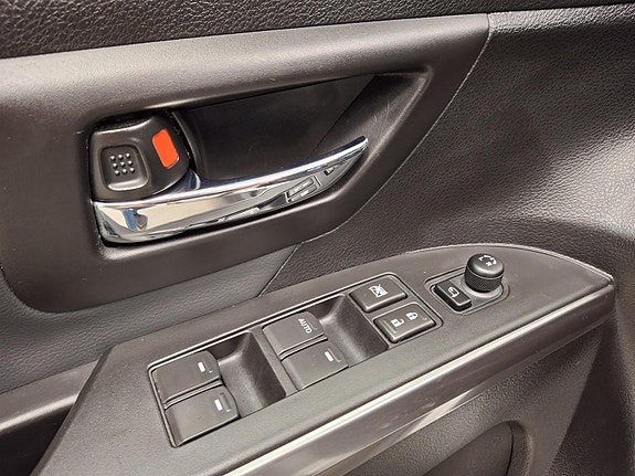 Suzuki SX4 S-Cross 25 of 29
