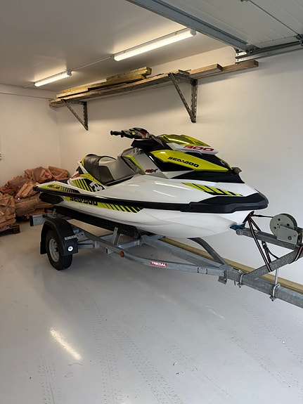 Seadoo RXP 300 rs 2 of 10