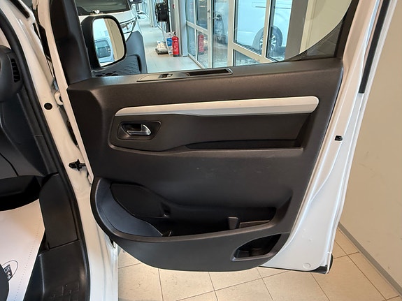 Toyota Proace 27 of 30