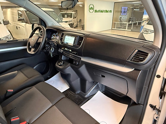 Toyota Proace 25 of 30