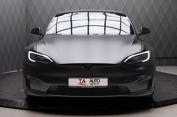 Tesla Model S 4 of 30