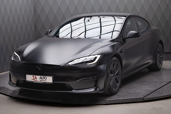 Tesla Model S 3 of 30